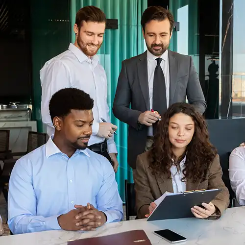 home-about-section-img-01